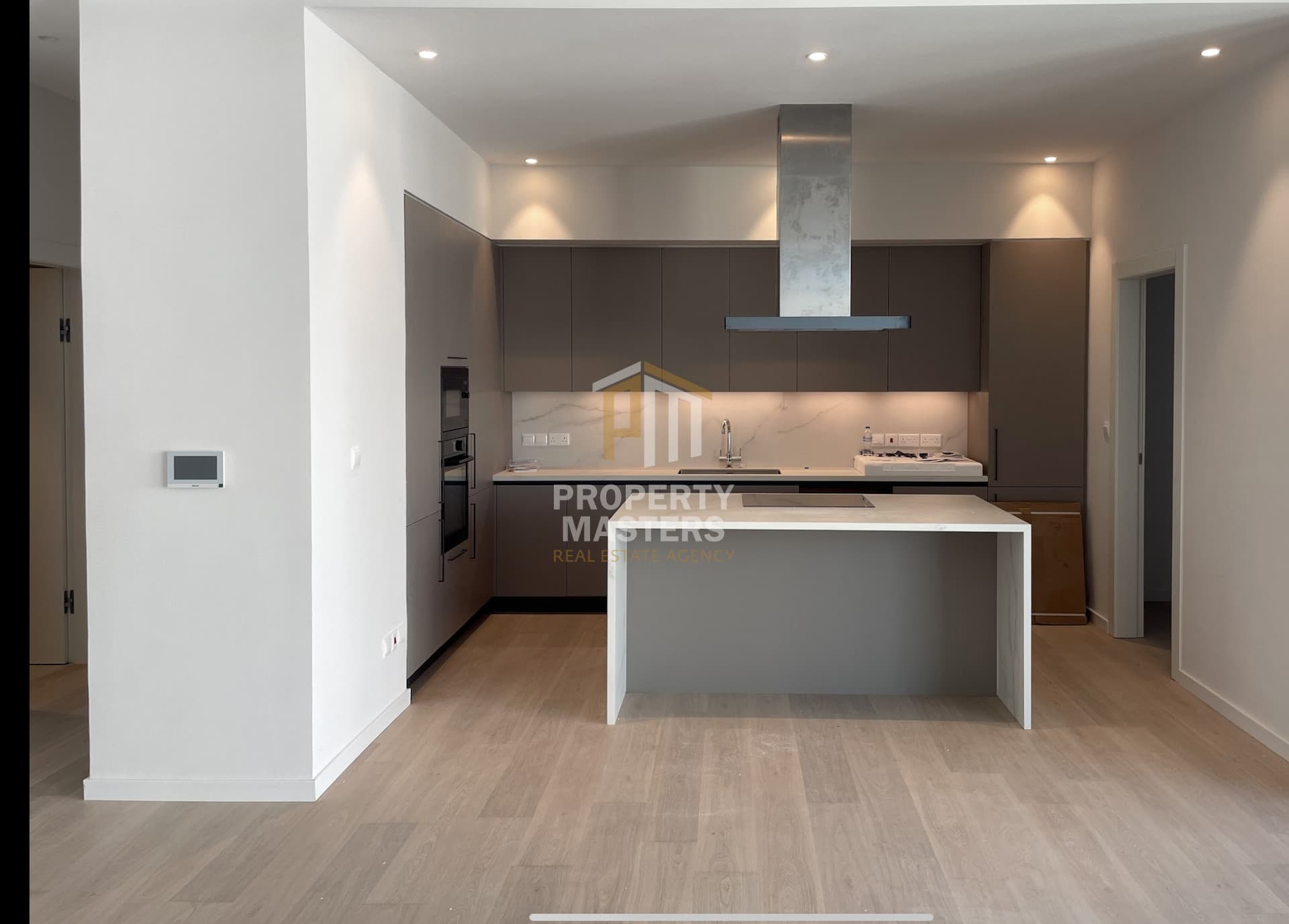 4 Bedroom  Apartment in Strovolos — Agioi Omologites, Nicosia