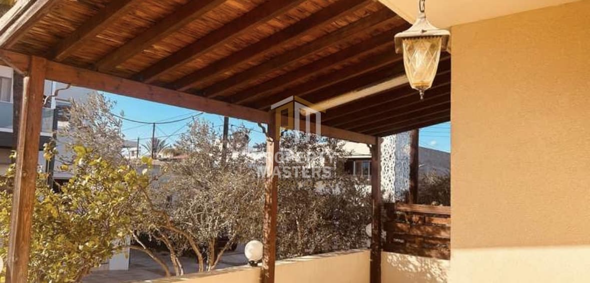 3 Bedroom  Semi-Detached House in Tseri, Nicosia