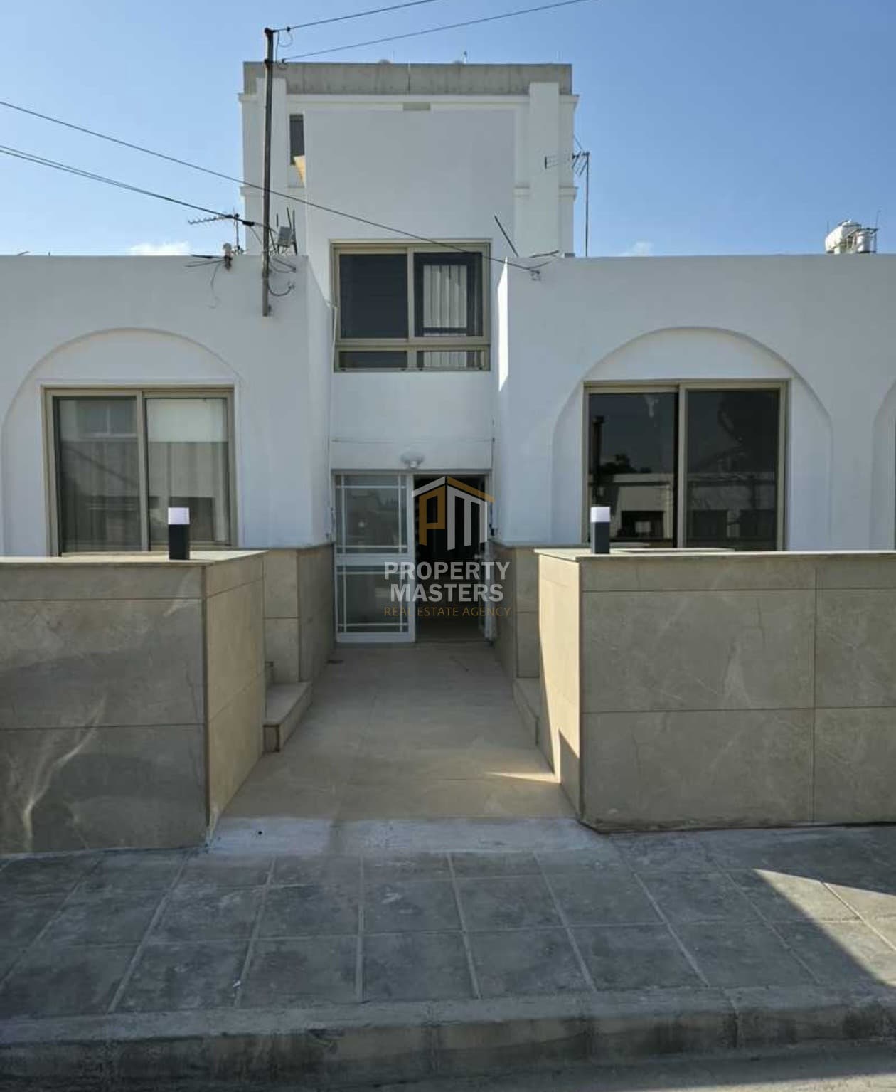 3 Bedroom Detached House in Strovolos — Acropolis, Nicosia