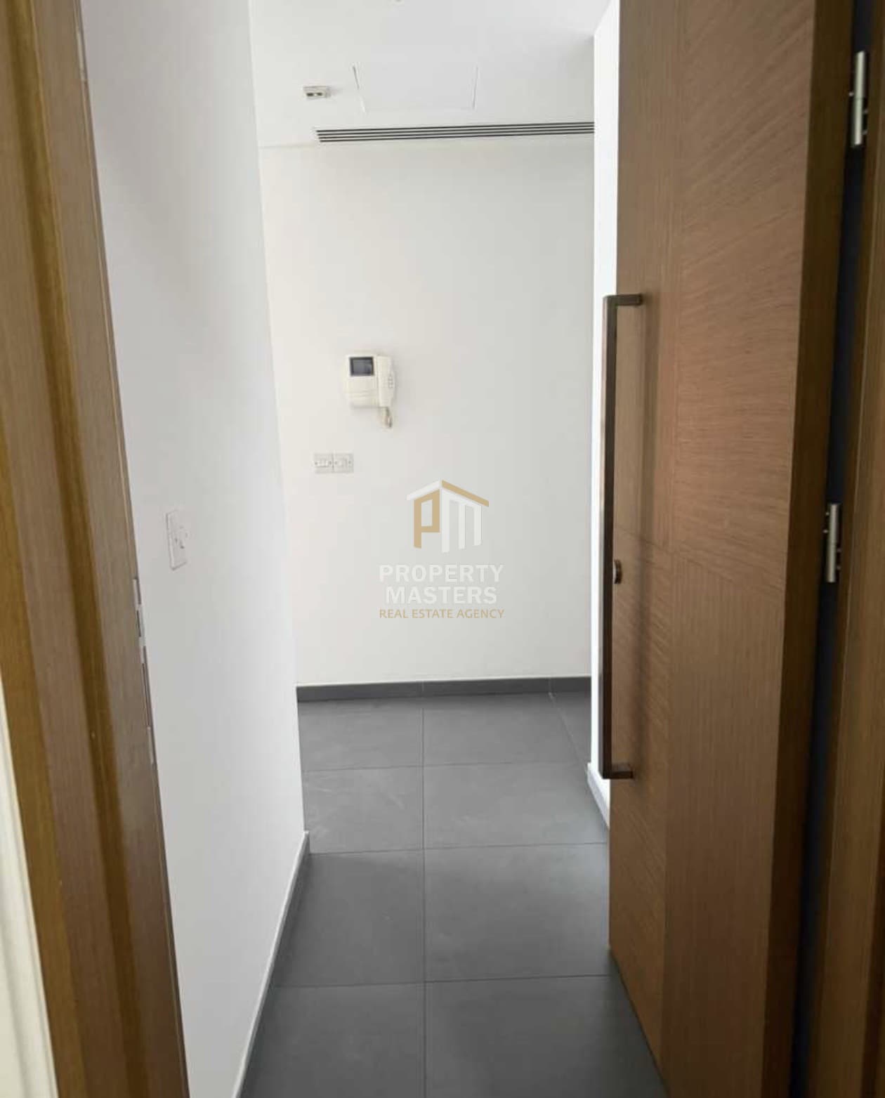 3 Bedroom  Apartment in Strovolos — Dasoupolis, Nicosia