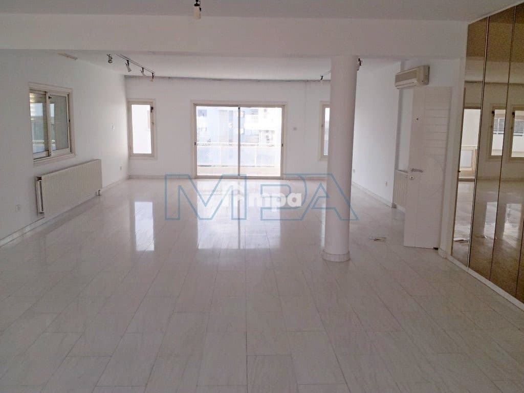 4 Bedroom Apartment