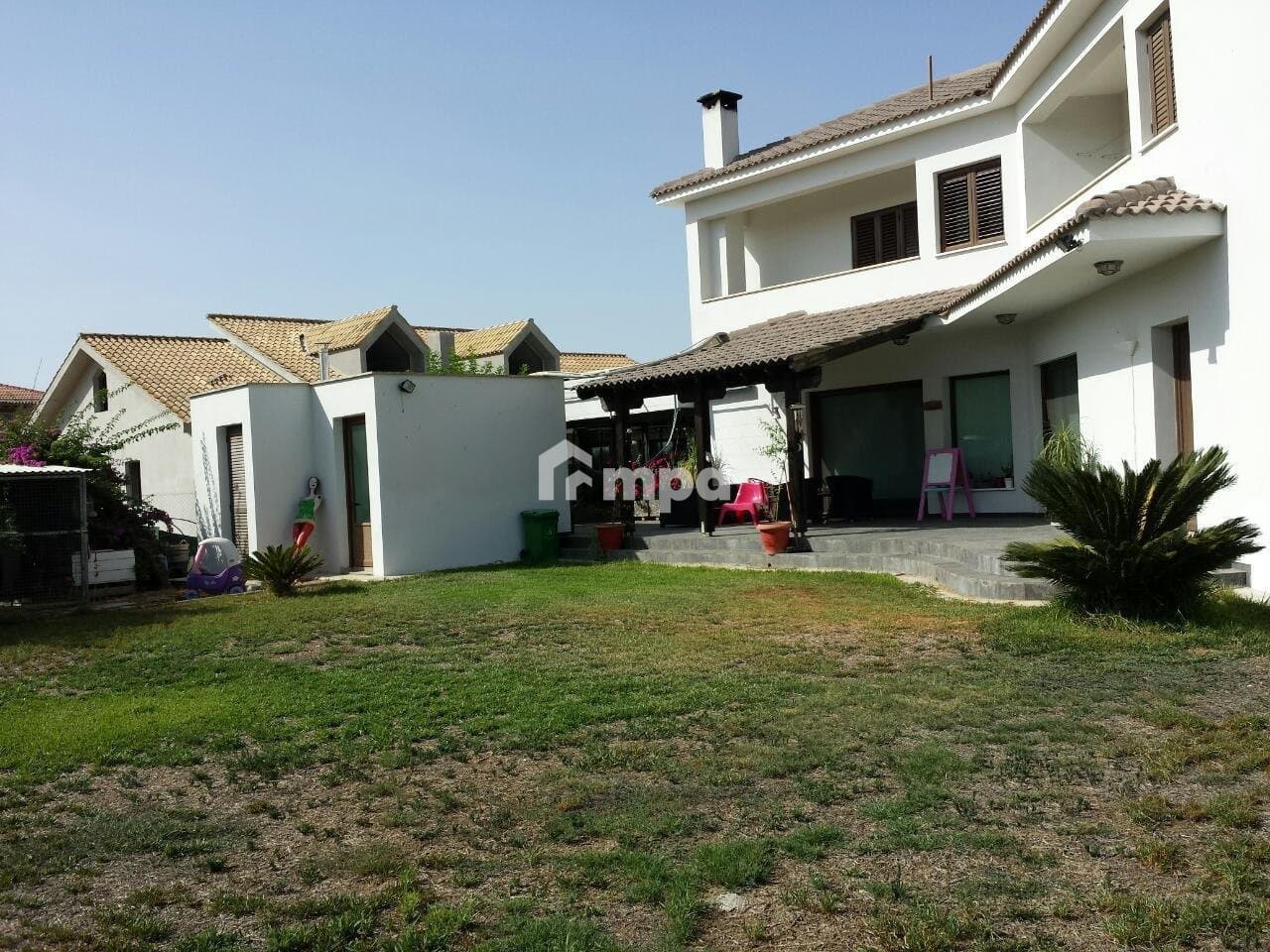 4 Bedroom House