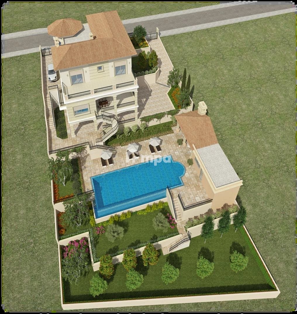 4 Bedroom House