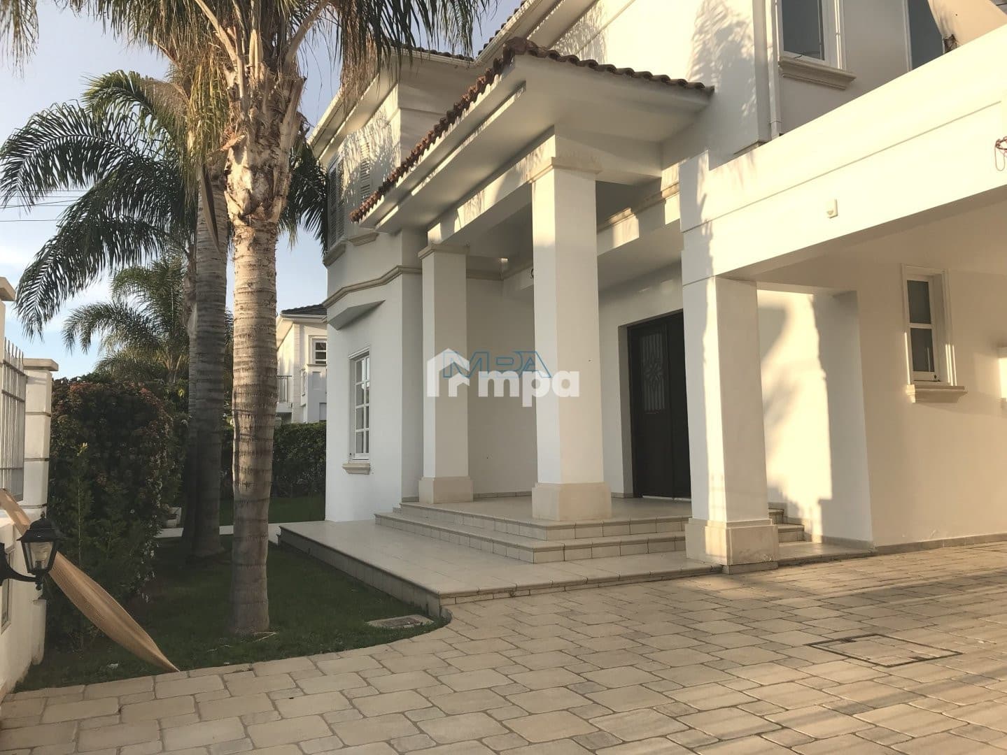4 Bedroom House