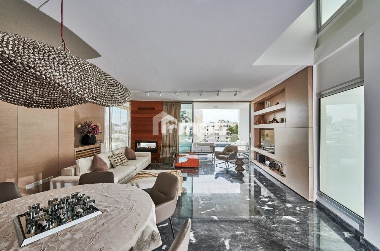 3 Bedroom Apartment
