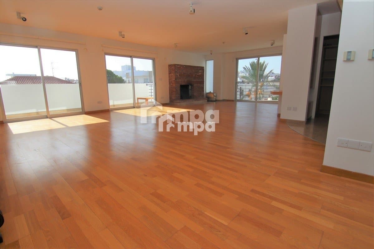 3 Bedroom Apartment