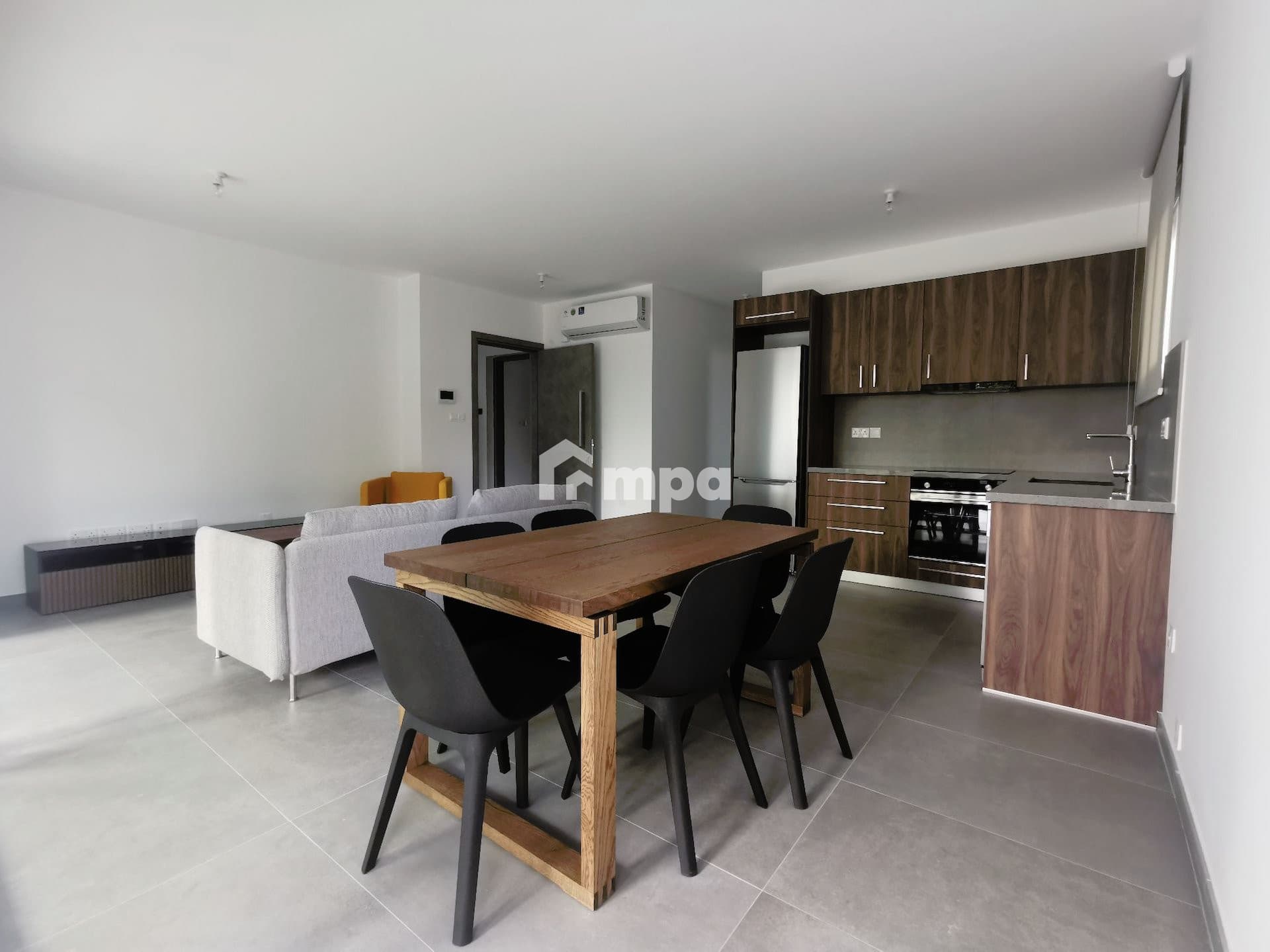 2 Bedroom Apartment