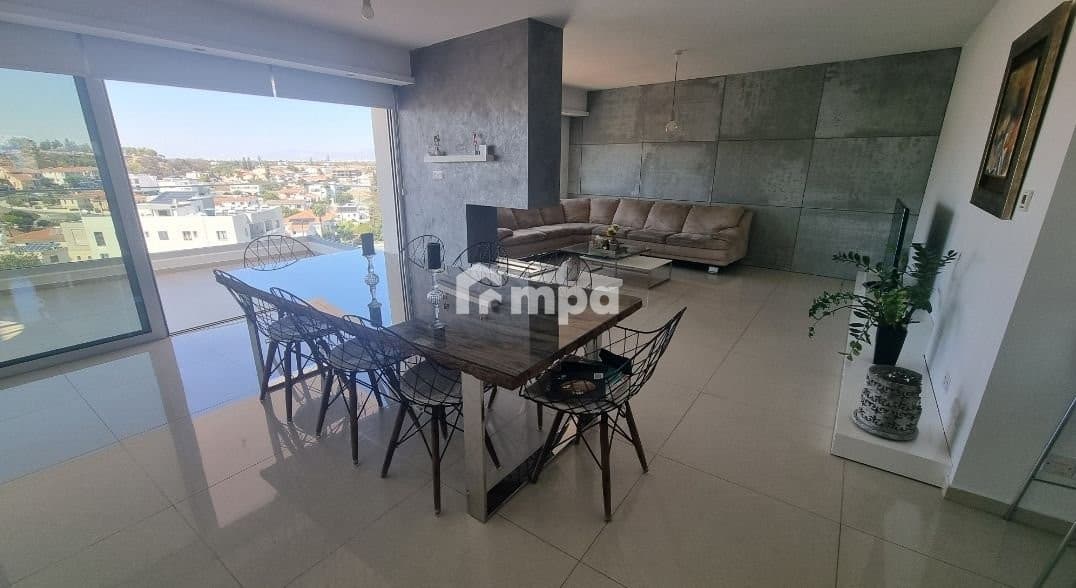 3 Bedroom Apartment