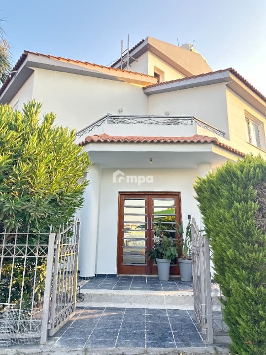 4 Bedroom House
