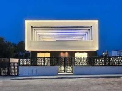 7 Bedroom House