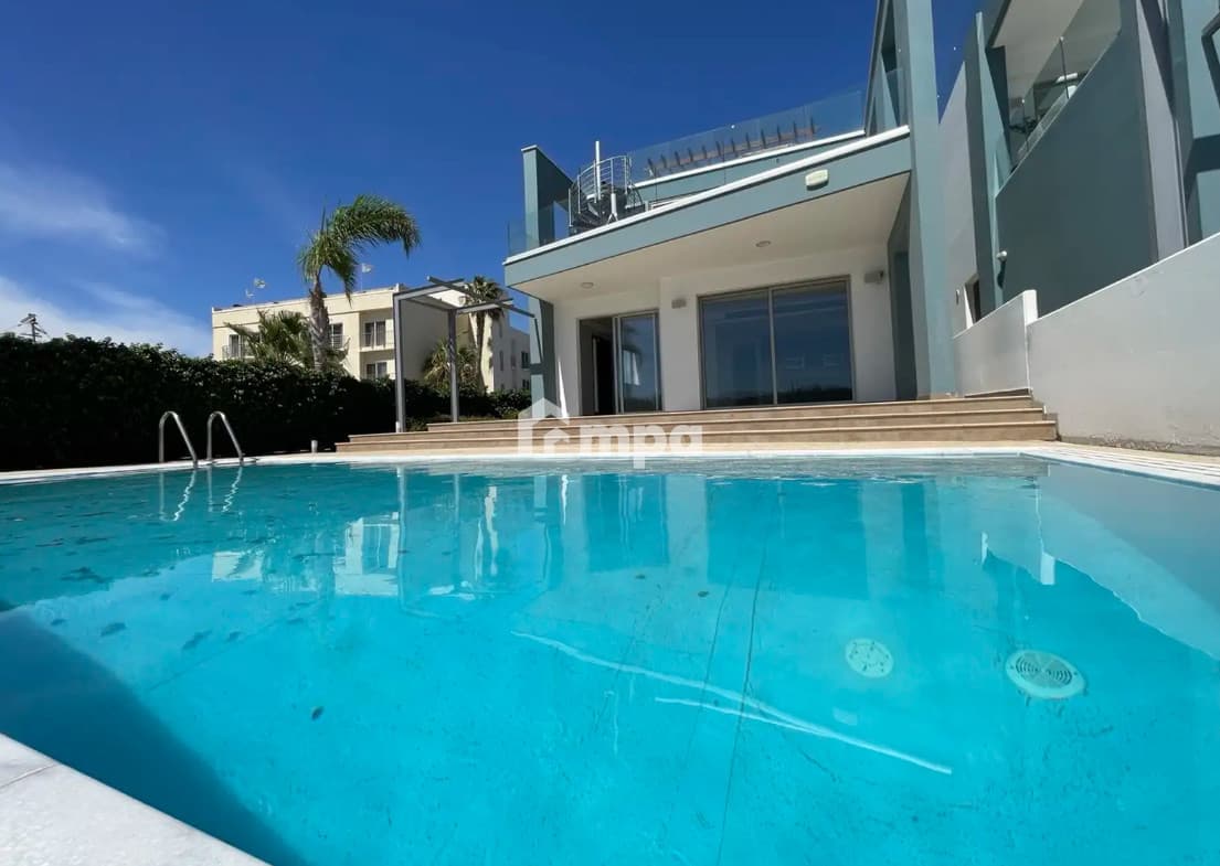 3 Bedroom Apartment