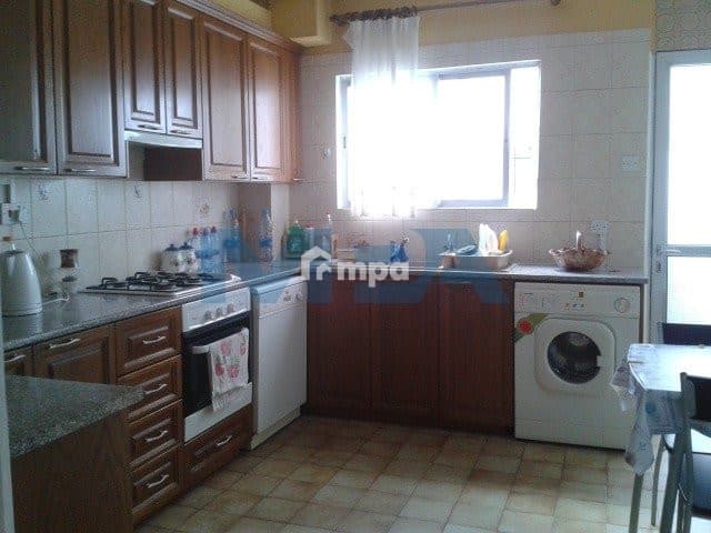 3 Bedroom Apartment