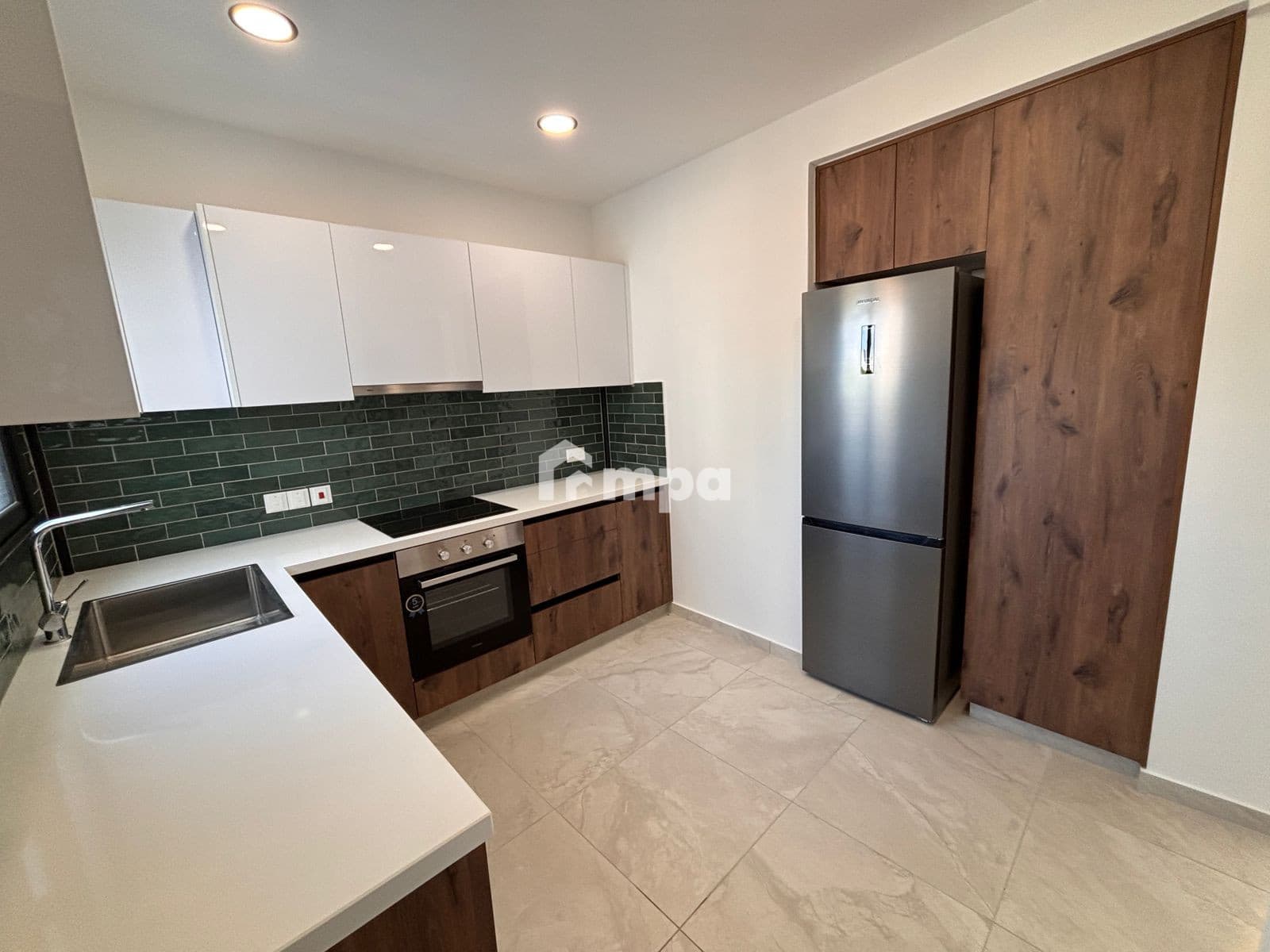3 Bedroom Apartment