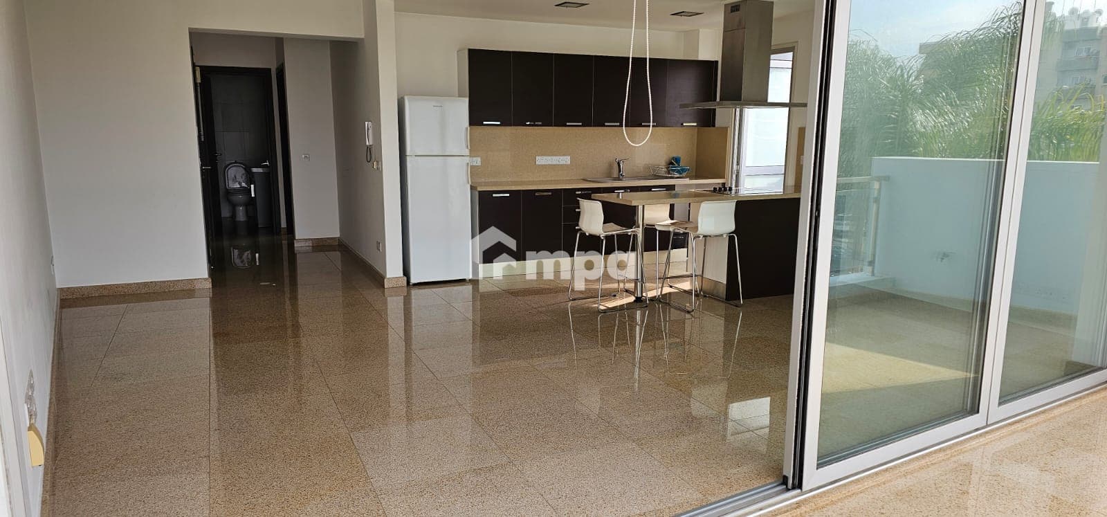 2 Bedroom Apartment
