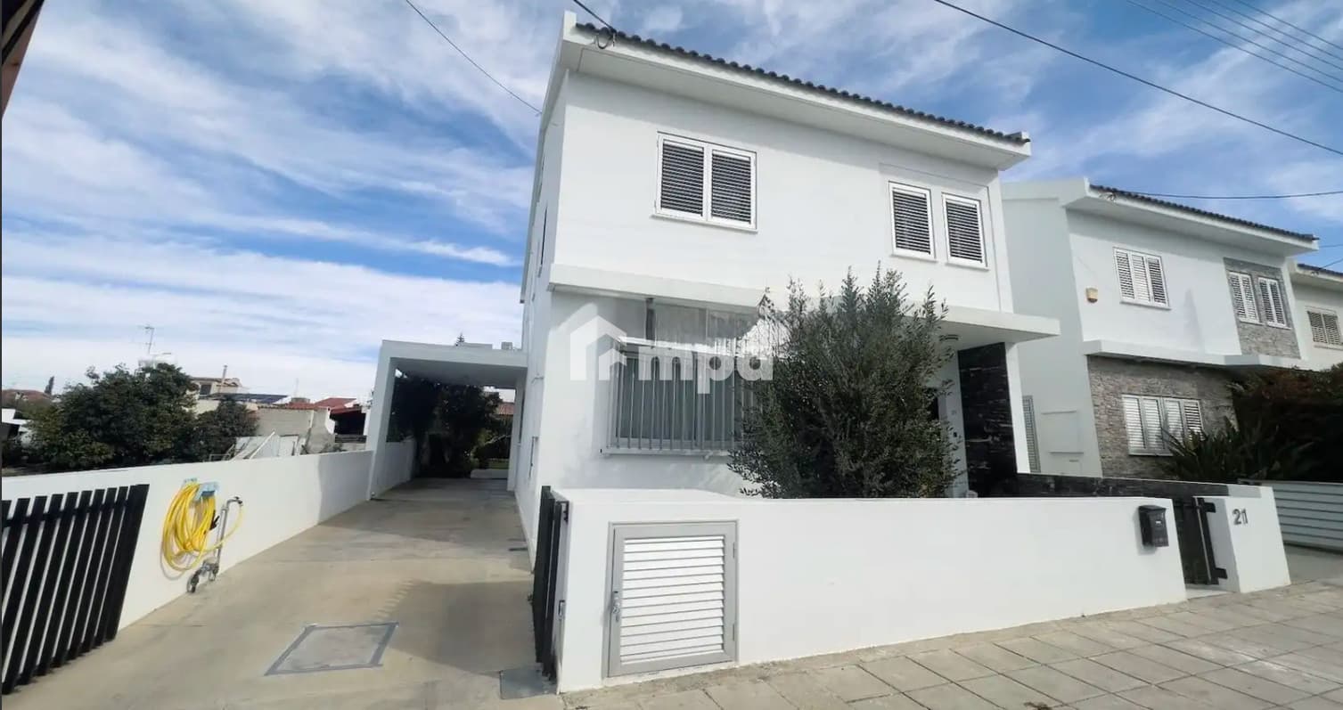 4 Bedroom House