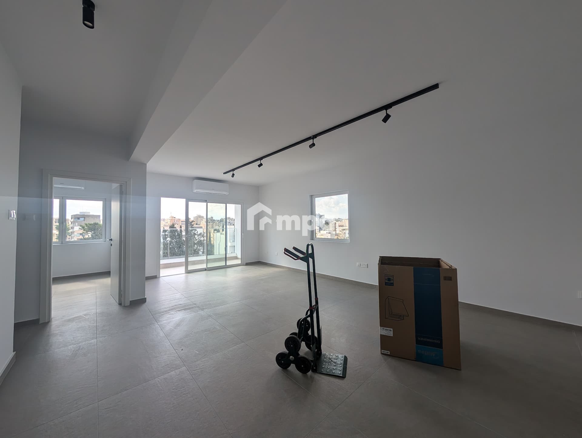 3 Bedroom Apartment