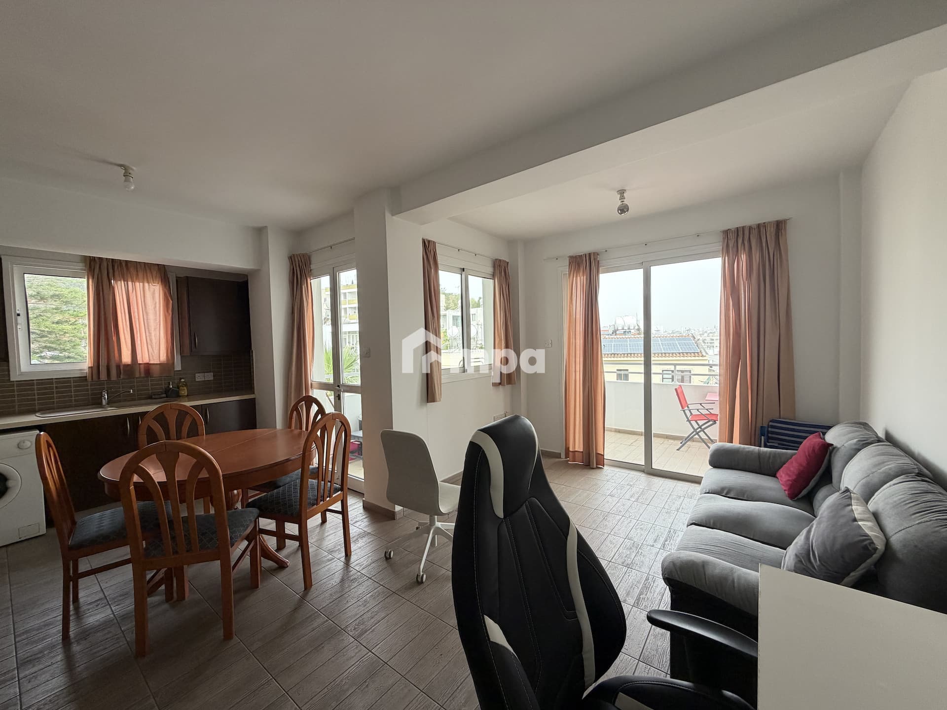 1 Bedroom Apartment