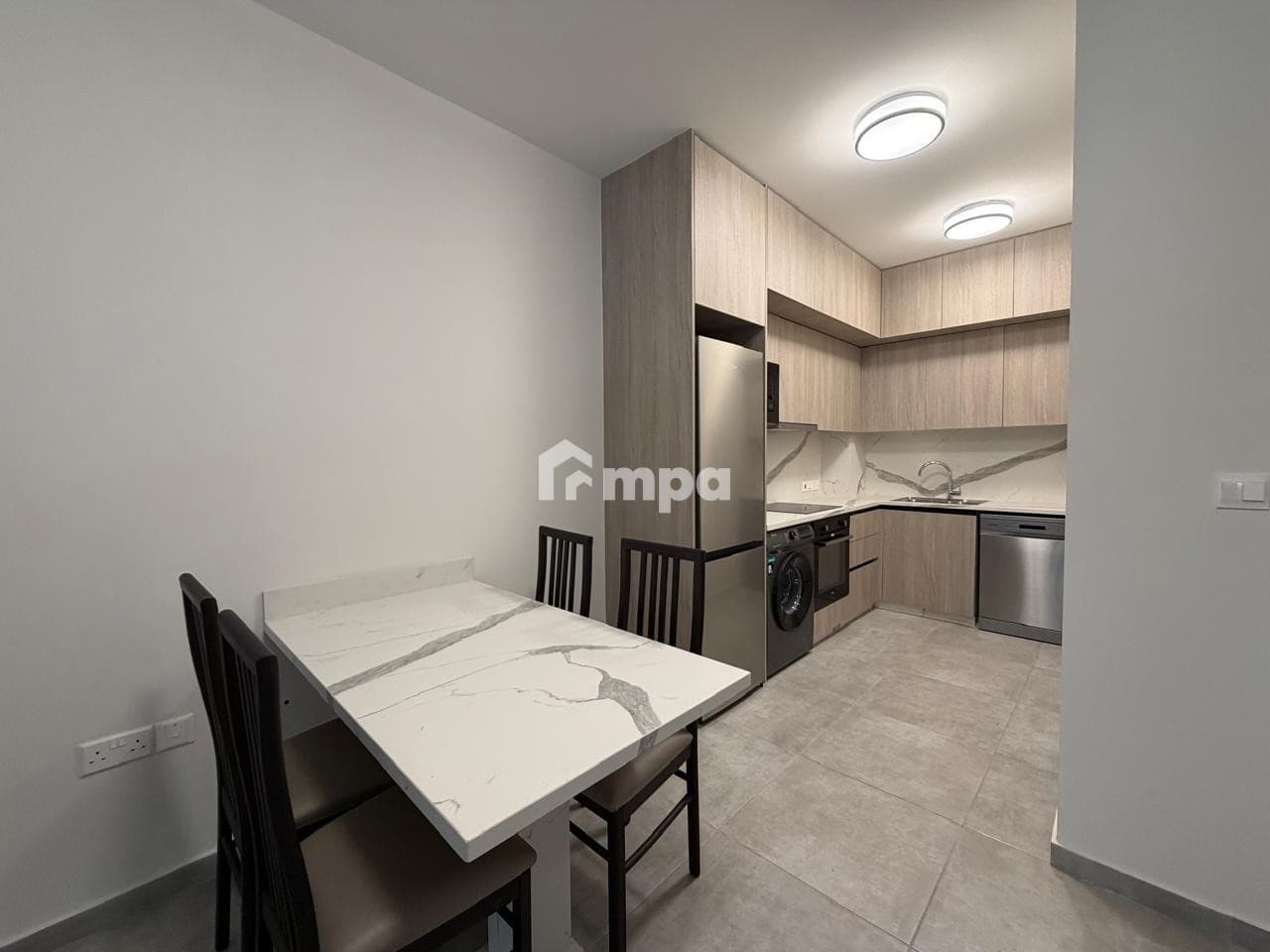2 Bedroom Apartment