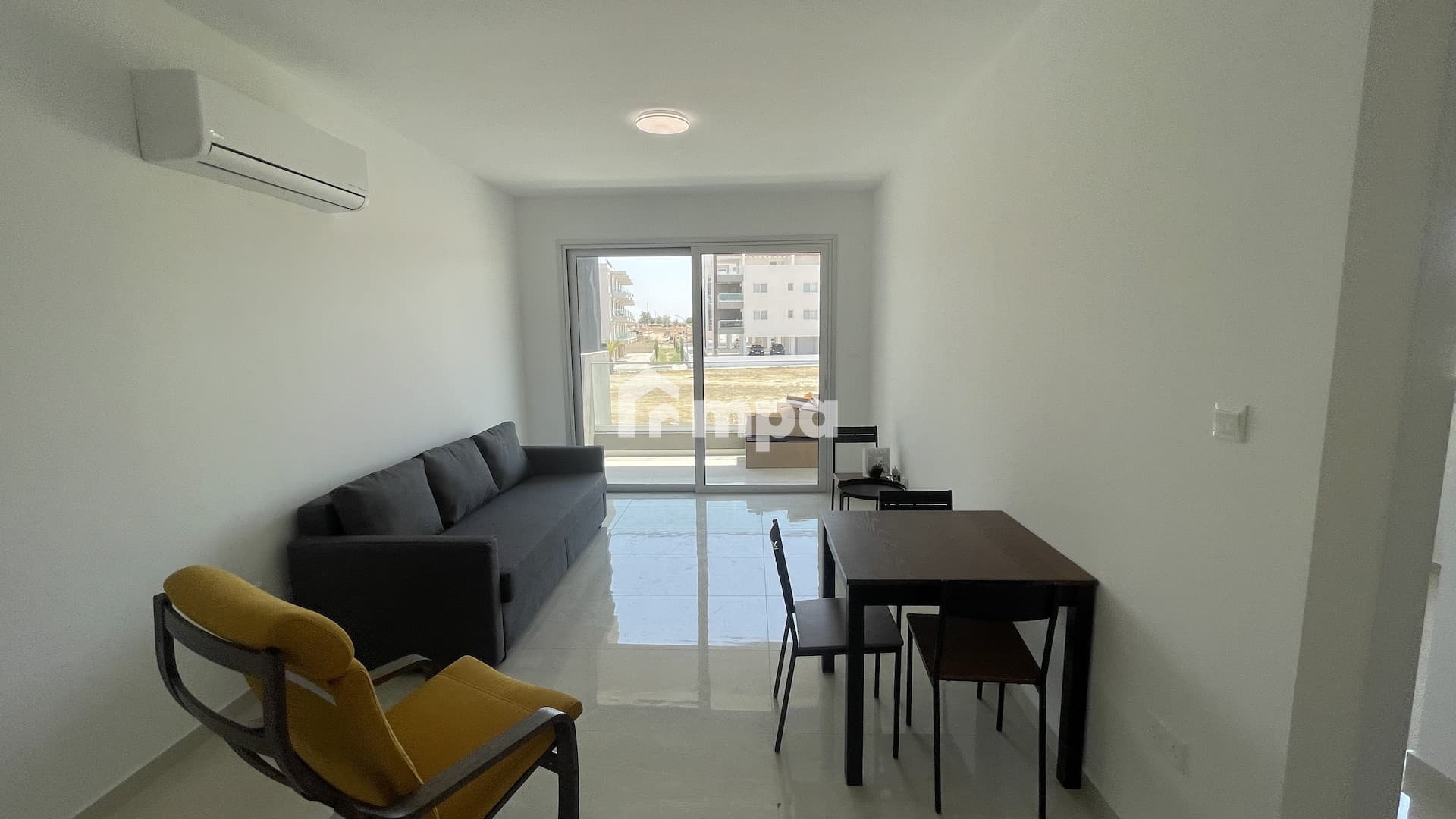 1 Bedroom Apartment