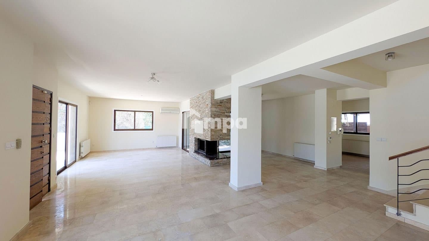 4 Bedroom House