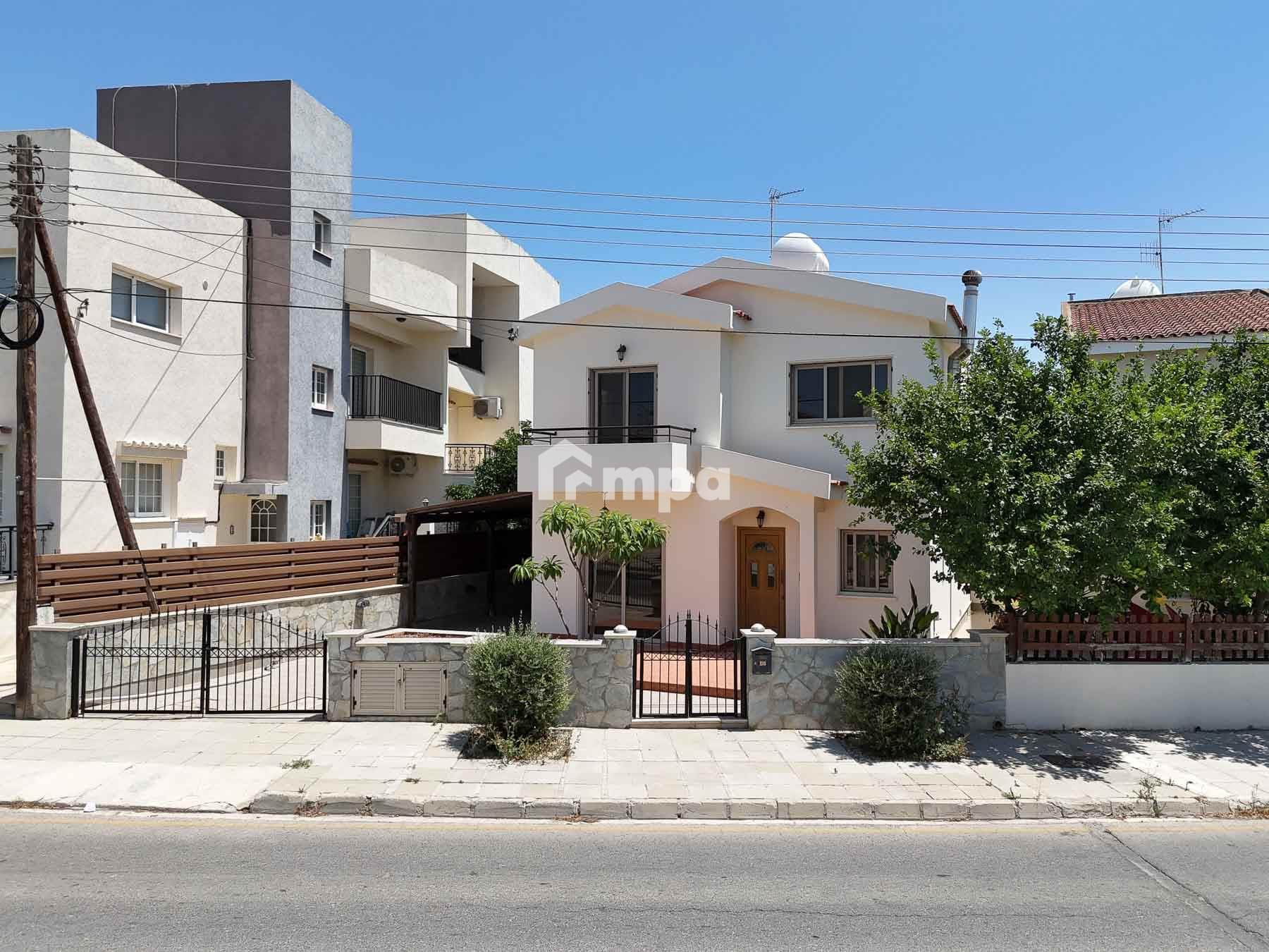 4 Bedroom House