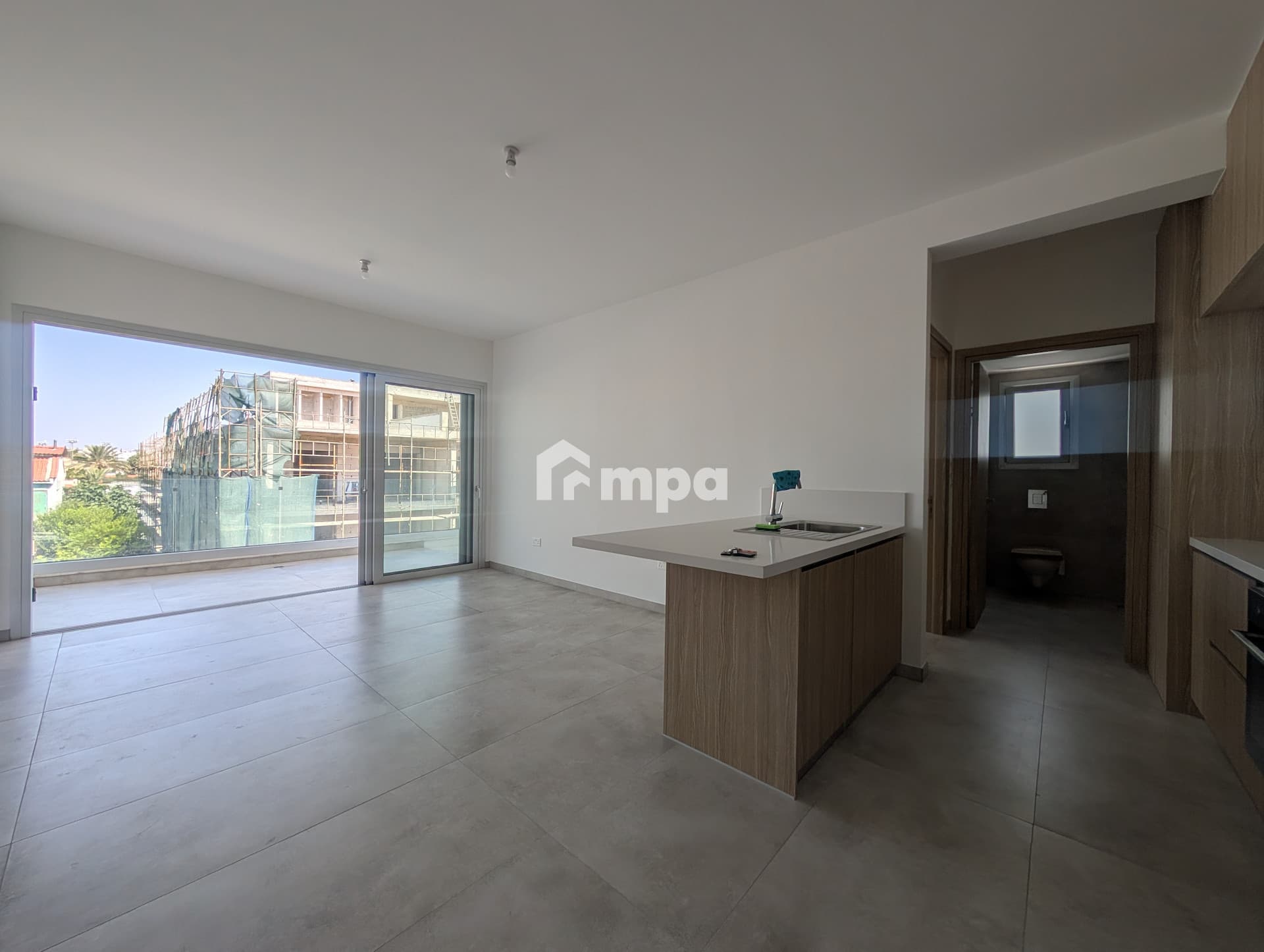1 Bedroom Apartment