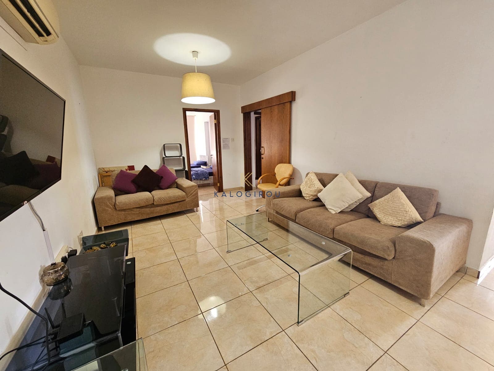 Top Floor, 3 Bedroom Flat with Salt Lake View in Drosia