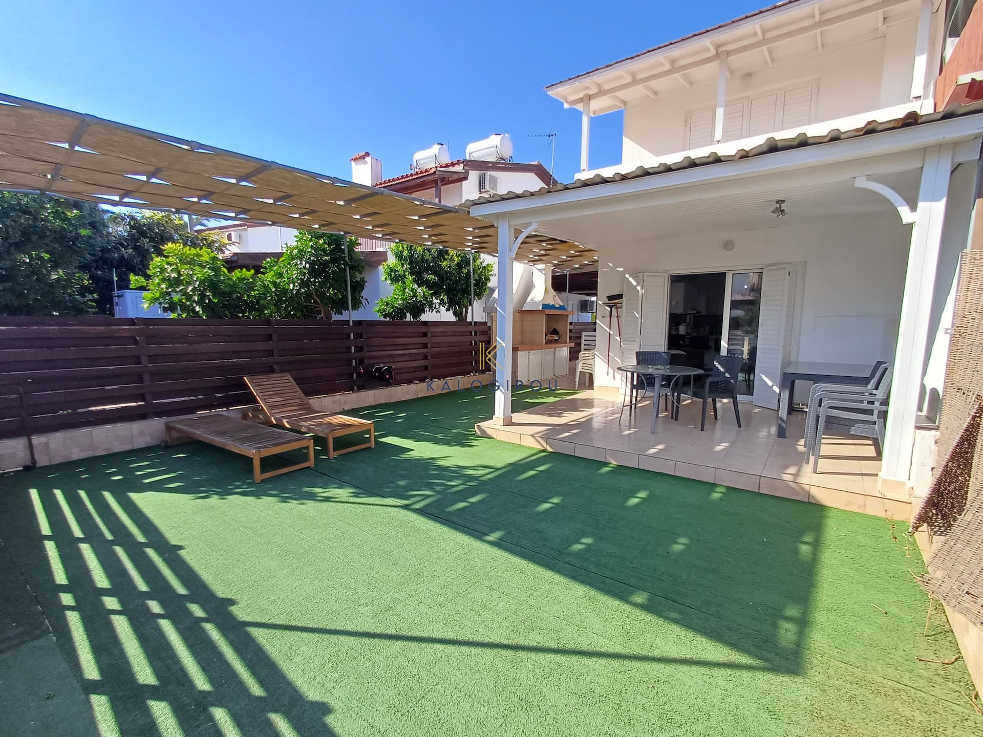 Cozy 2-Bedroom Beach House for rent in Pervolia village Larnaca