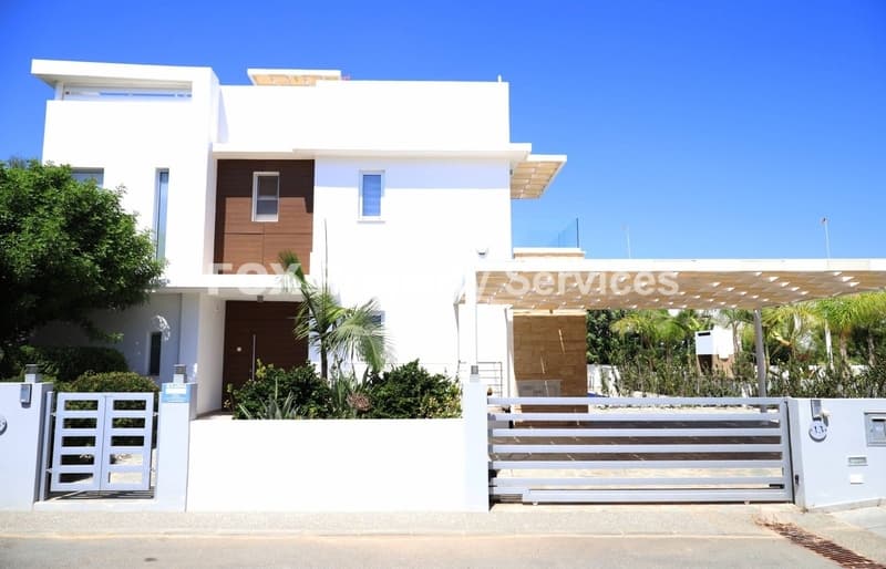 4 Bedroom Detached House for Sale in Famagusta, Cape Greko