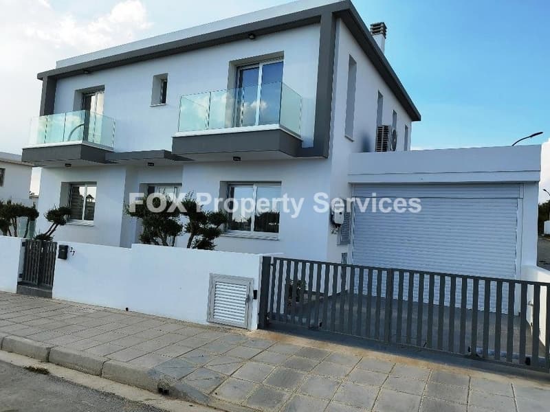 3 Bedroom Semi-Detached House for Sale in Larnaca, Livadia