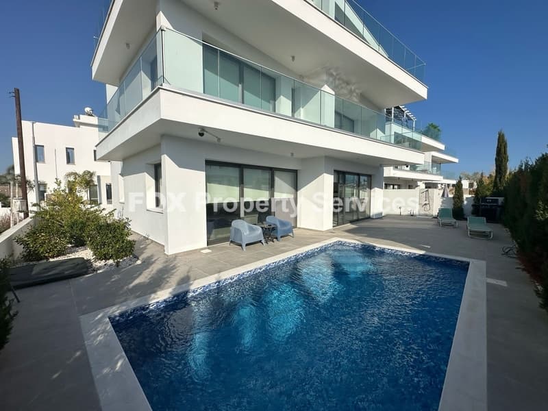 4 Bedroom Mansion Villa for Sale in Larnaca, Livadia