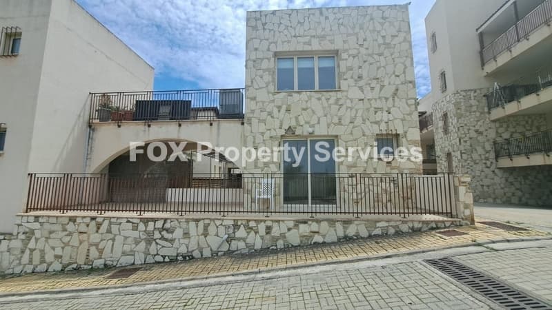 3 Bedroom Ground Apartment for Sale in Larnaca, Oroklini