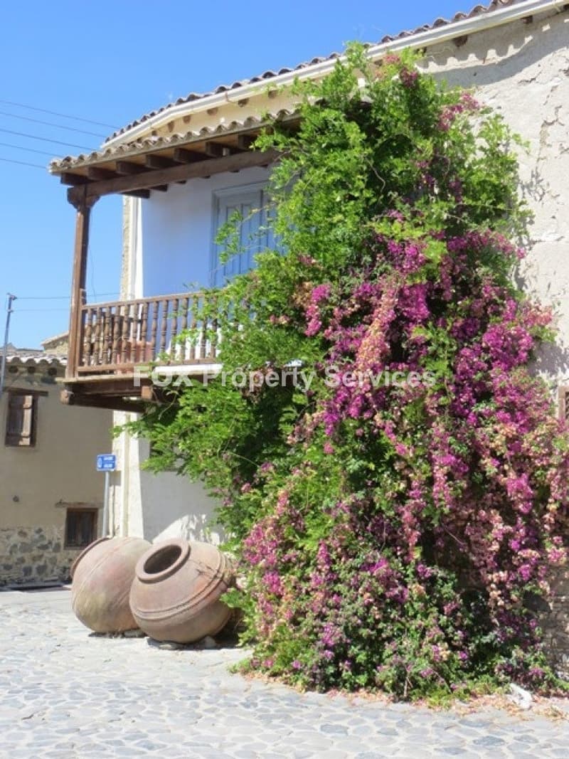5 Bedroom Detached House for Sale in Nicosia, Pera