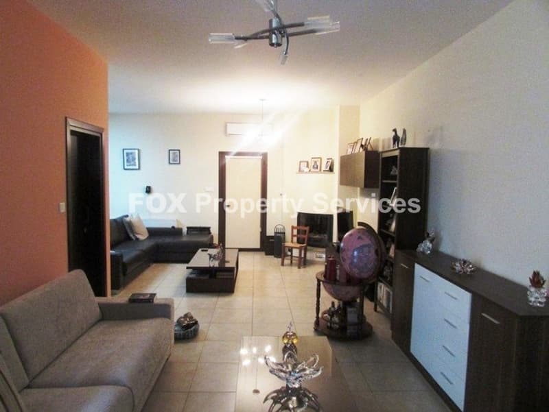 3 Bedroom Semi-Detached House for Sale in Nicosia, Palaiometocho