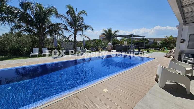 5 Bedroom Mansion Villa for Rent in Nicosia, Deftera Pano