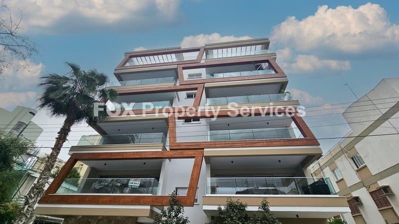 2 Bedroom Standard Apartment for Sale in Nicosia, Agioi Omologites