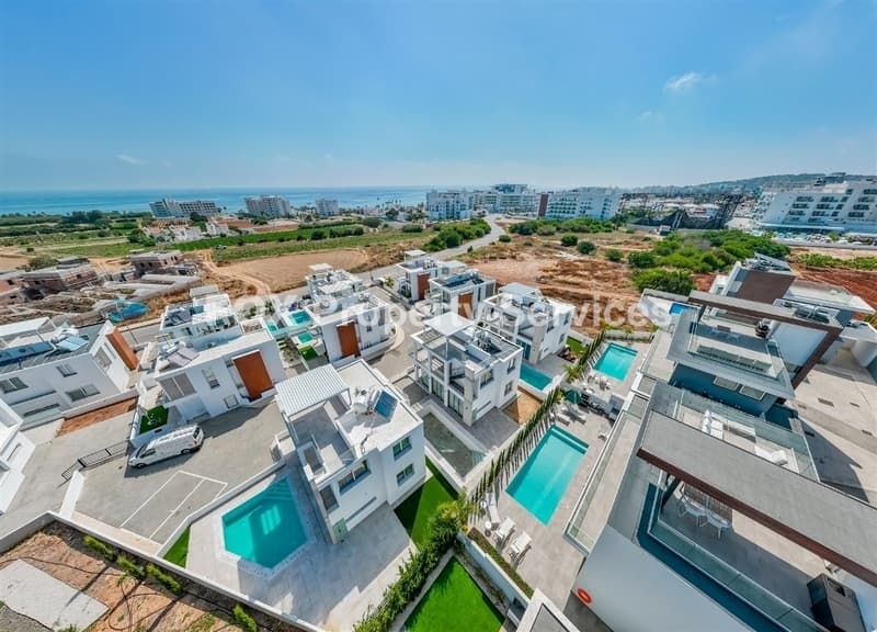 4 Bedroom Maisonette House for Sale in Famagusta, Protaras