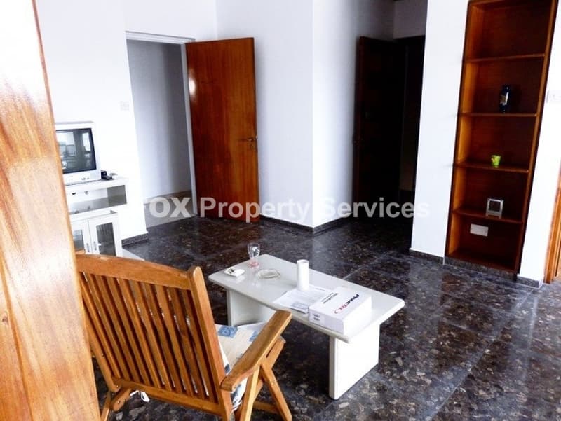 4 Bedroom Whole Floor Apartment for Rent in Nicosia, Strovolos