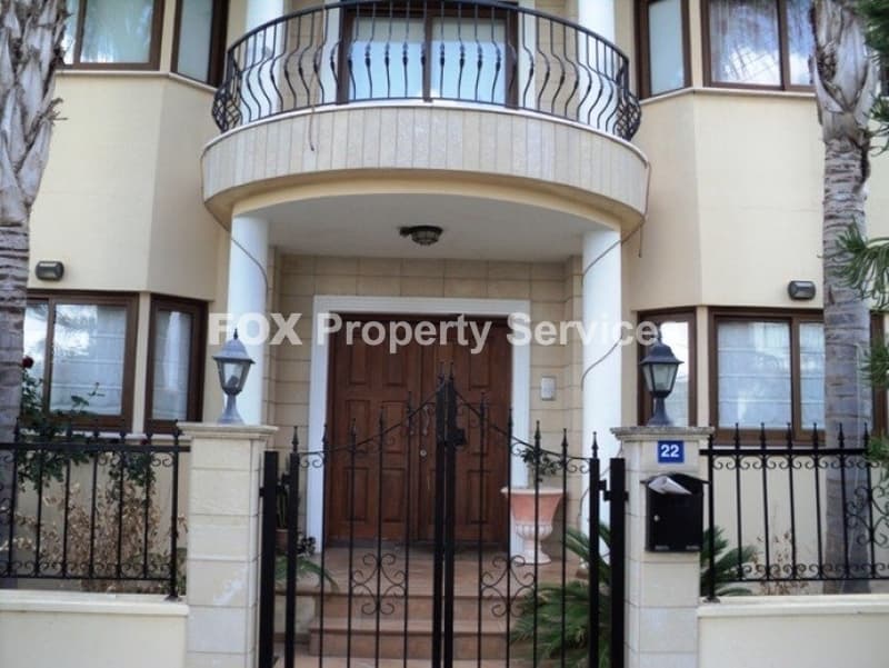 4 Bedroom Detached House for Sale in Nicosia, Lakatameia