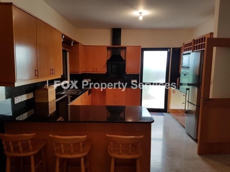 4 Bedroom Detached House for Sale in Nicosia, Chryseleousa