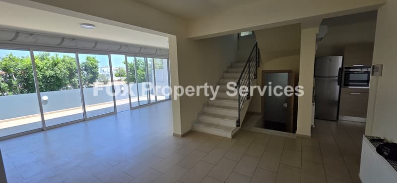 4 Bedroom Maisonette House for Sale in Nicosia, Geri