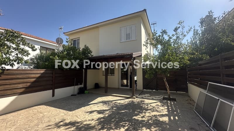 2 Bedroom Maisonette House for Rent in Nicosia, Makedonitissa