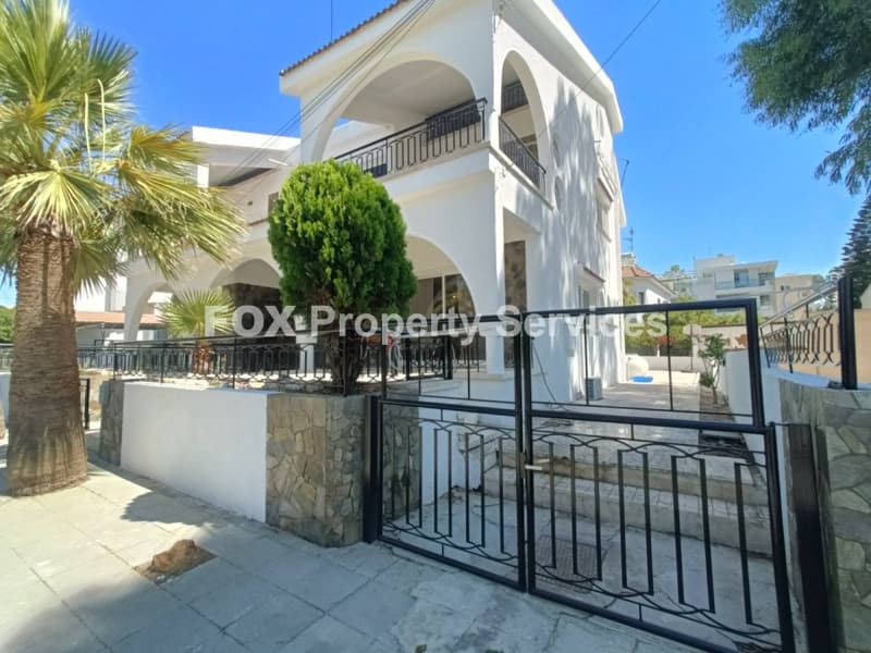 5 Bedroom Detached House for Rent in Nicosia, Makedonitissa