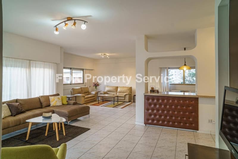 4 Bedroom Penthouse for Sale in Nicosia, Agioi Omologites