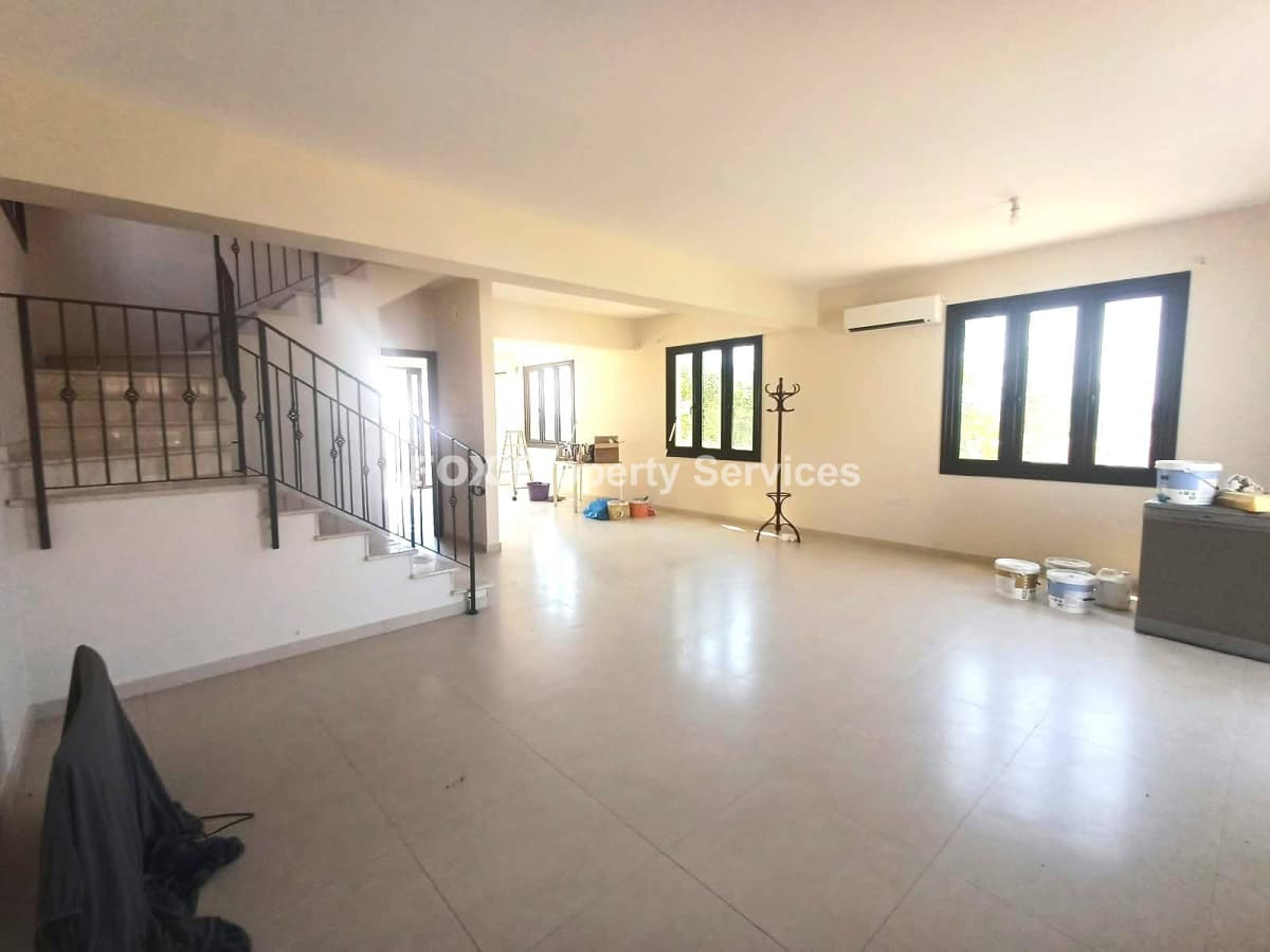 3 Bedroom Detached House for Rent in Larnaca, Dekeleia