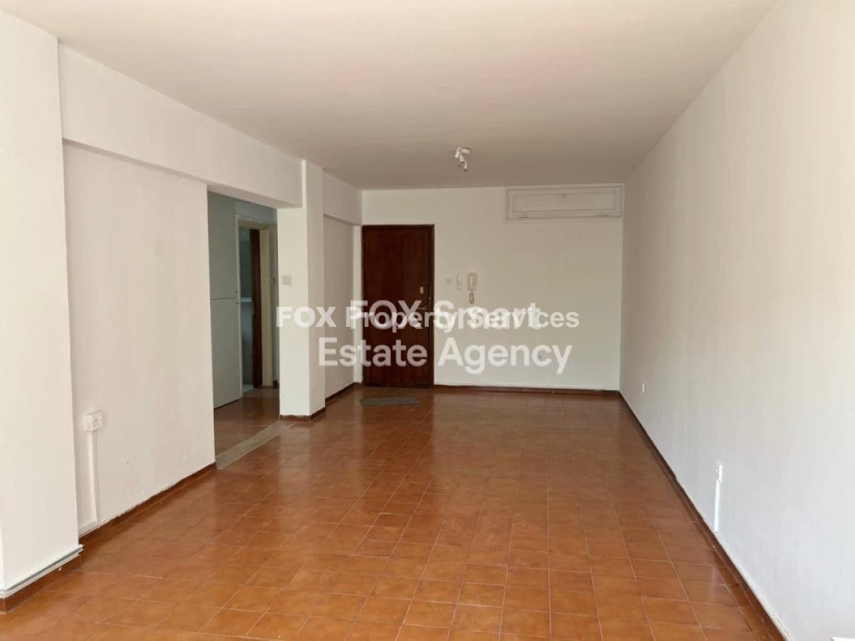 2 Bedroom Standard Apartment for Rent in Nicosia, Agioi Omologites