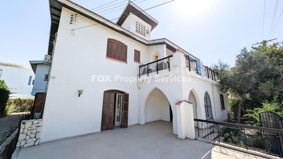 6 Bedroom Villa for Sale in Nicosia, Agios Andreas