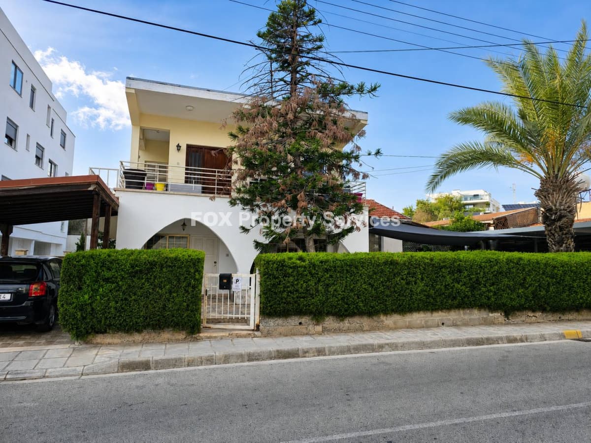 7 Bedroom Detached House for Sale in Nicosia, Strovolos - Acropolis
