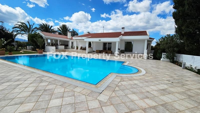 5 Bedroom Mansion Villa for Sale in Nicosia, Deftera Pano