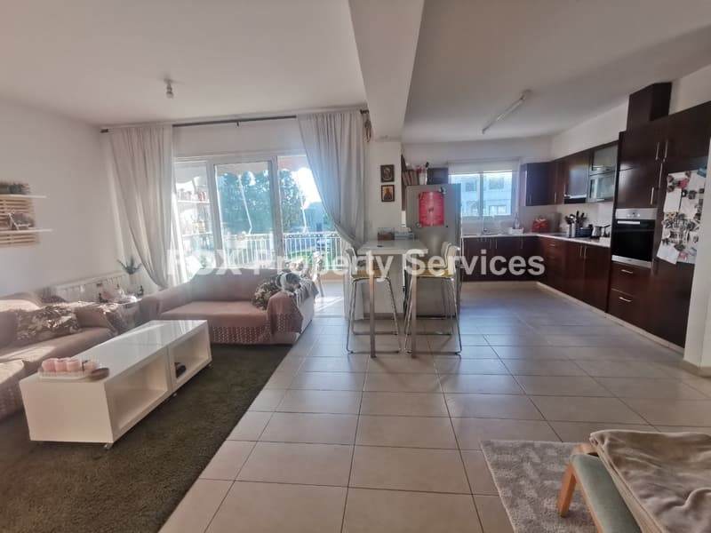 2 Bedroom Standard Apartment for Sale in Nicosia, Geri